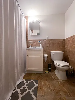 Rented by Compass | media 22