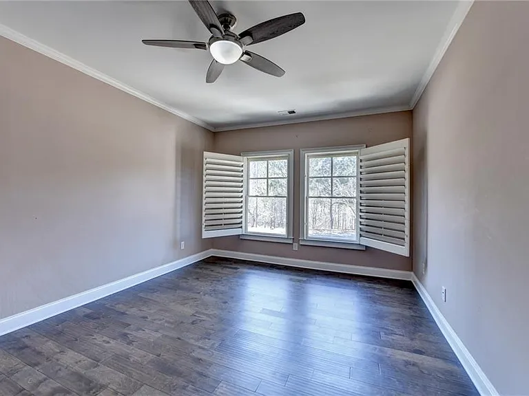 2230 Manor Creek Ct — Photo 29