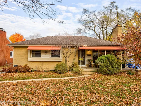 17779 W Outer Dr, Dearborn Heights, MI 48127