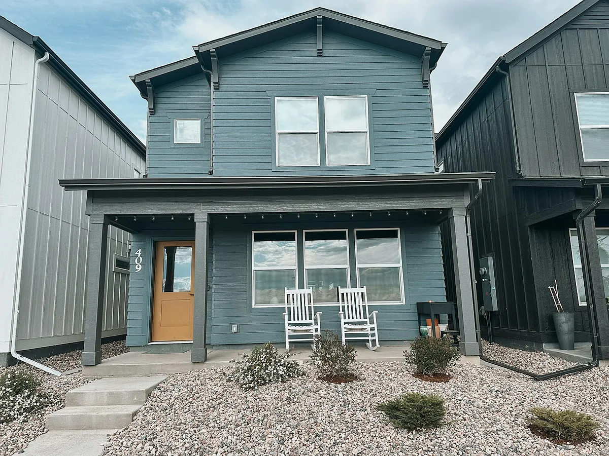 Building Photo - 409 N Aria Way