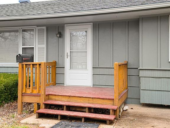 3rd image of 8413 Kentucky Ave