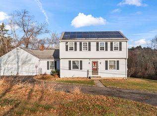 58 Railtree Hill Rd, Woodbury, CT 06798