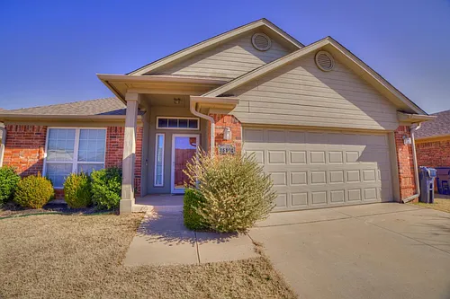 18104 Calle Way Photo 1