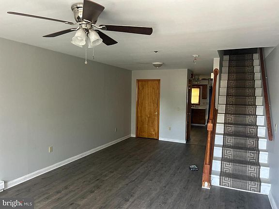 5th image of 2105 Penn St