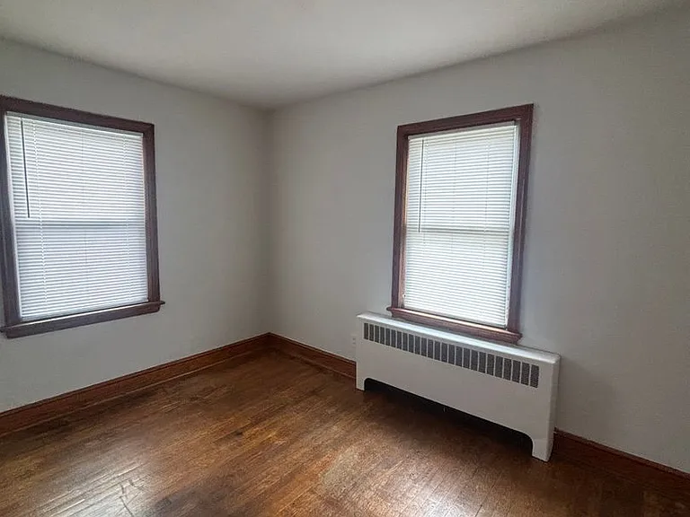2735 Cedarhurst Ave NW — Photo 6