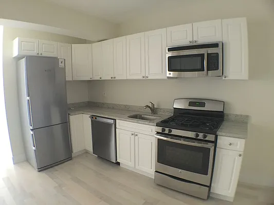 Rented by Newcastle Realty Services | media 8