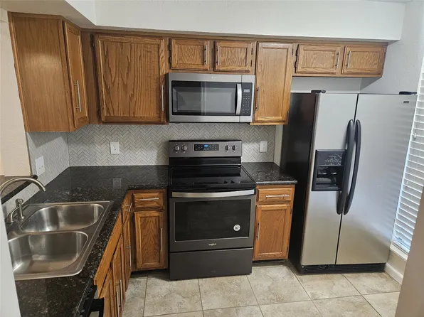 9601 Forest Ln APT 224, Dallas, TX 75243