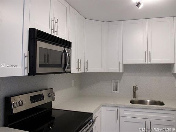 2nd image of 625 Biltmore Way APT 904