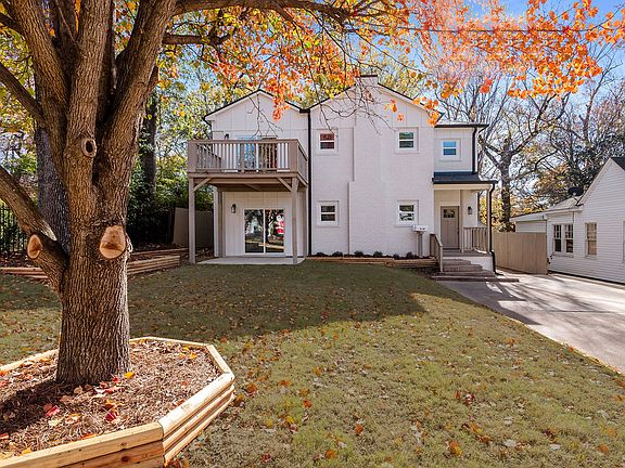 2nd image of 321 Forest Ave