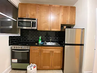 Rented by Elegran