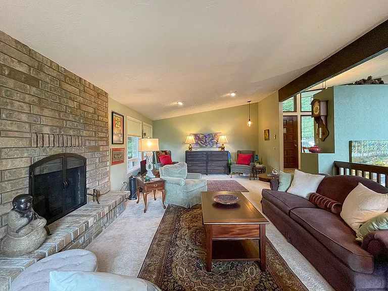590 Ridge View Dr — Photo 8