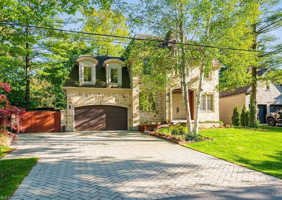 1st image of 64 Ravina Cres