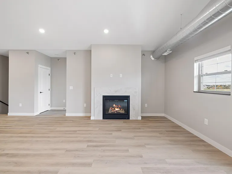 Independence Townhomes — Photo 38