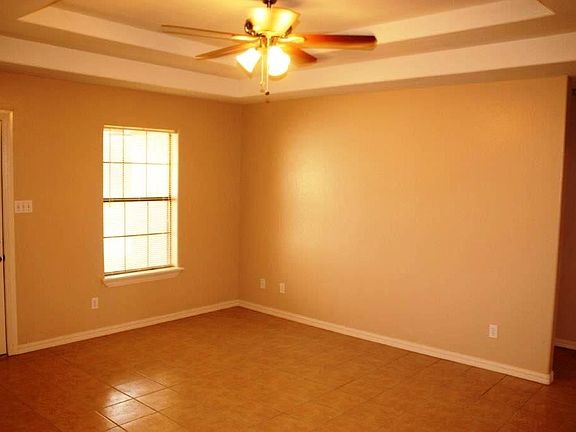 2nd image of 3721 Sun Country Dr