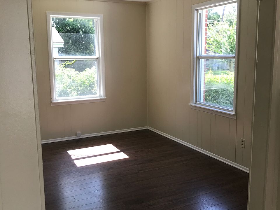 1st image of 5045 Sunderland Rd