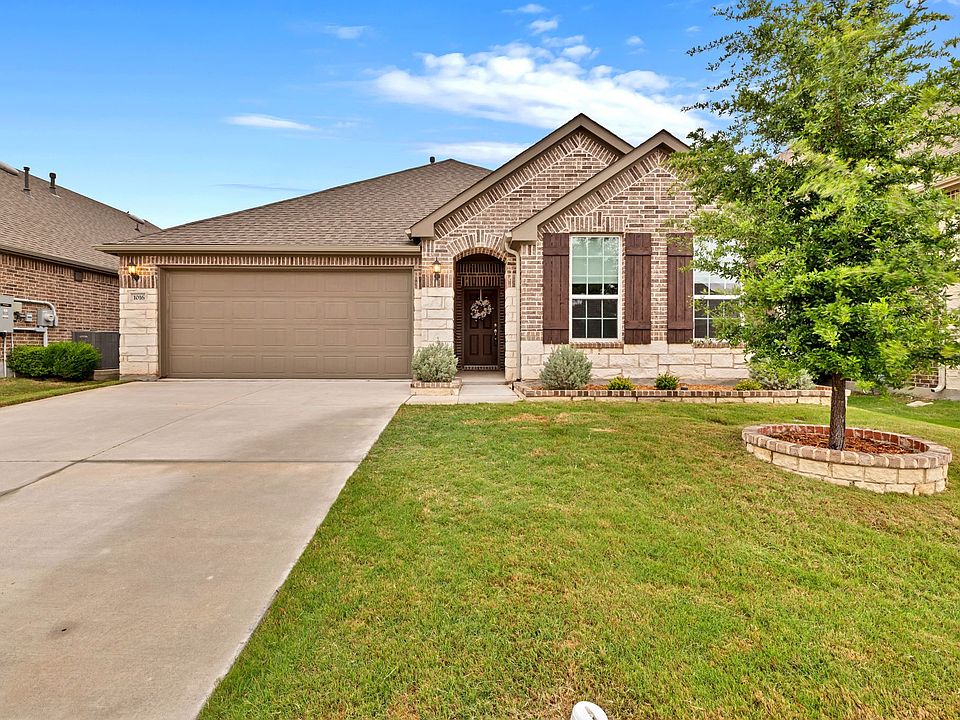 1st image of 1016 Pinnacle Breeze Dr