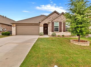 1016 Pinnacle Breeze Dr, Fort Worth, TX 76052