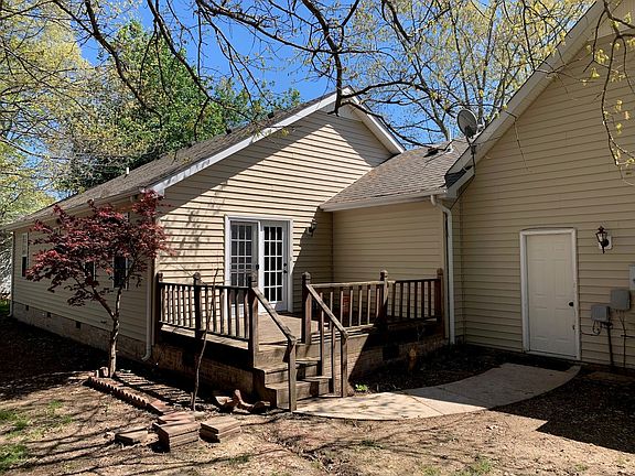 Rear of House/Back Deck