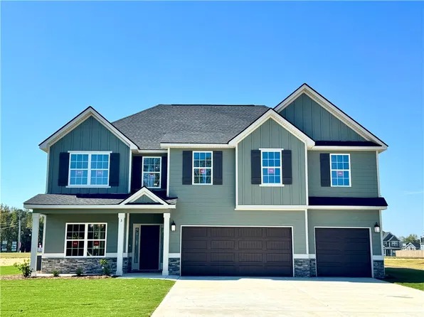 3 Heritage Ridge Dr, Fort Mitchell, AL 36856