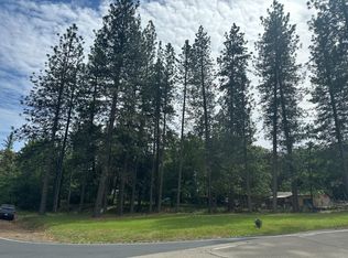 27 Ridge Rd, Mokelumne Hill, CA 95245