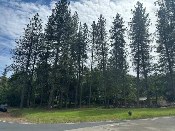 27 Ridge Rd, Mokelumne Hill, CA 95245