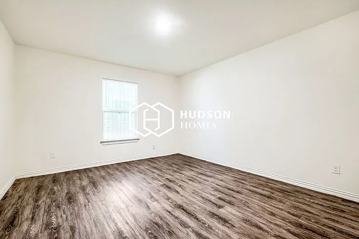 204 Coronado Ave — Photo 7