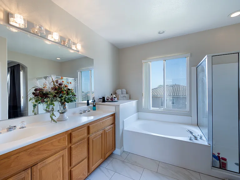 Main Bathroom