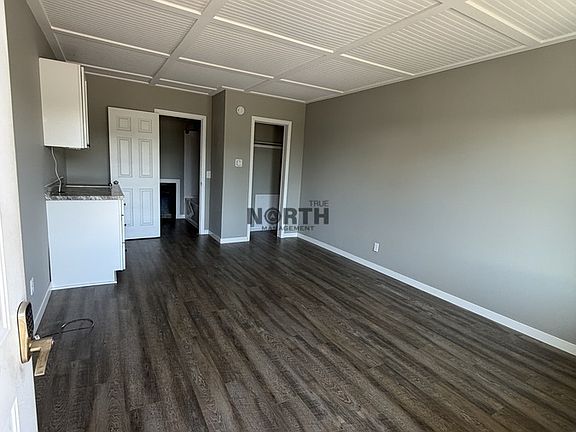 2nd image of 910 34th Ave W #29