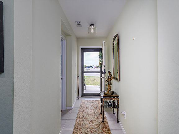 4th image of 910 Community Way