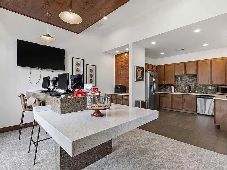 The Reserve at Elm — Photo 30