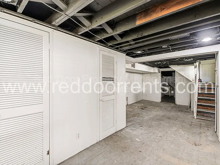 4704 N College Ave — Photo 24
