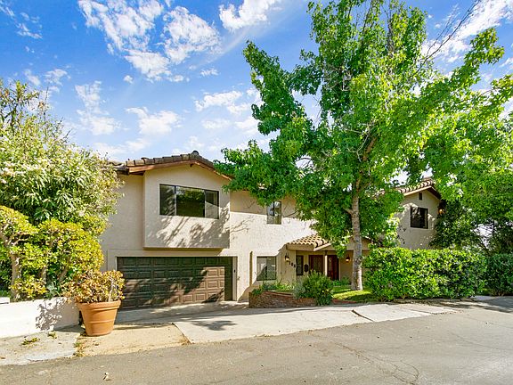 2nd image of 108 Coventry Pl