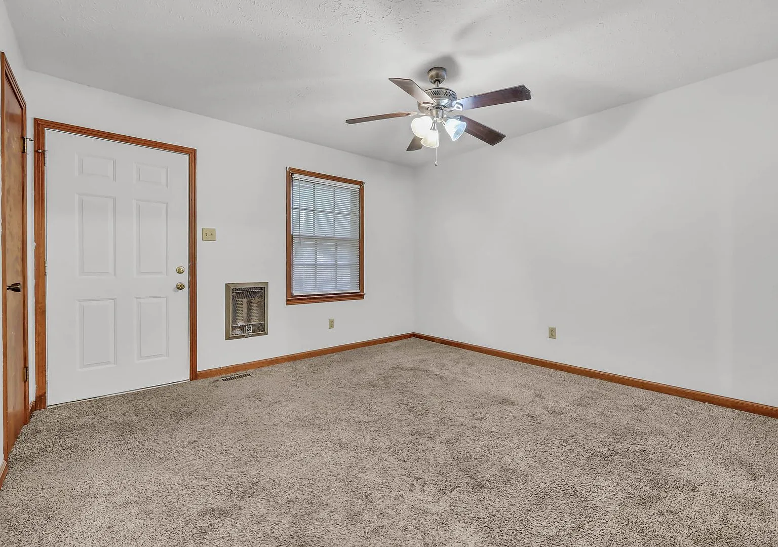 88 Seminole Trail — Photo 3