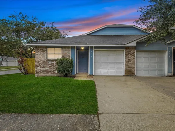 22101 Moss Falls Ln, Spring, TX 77373