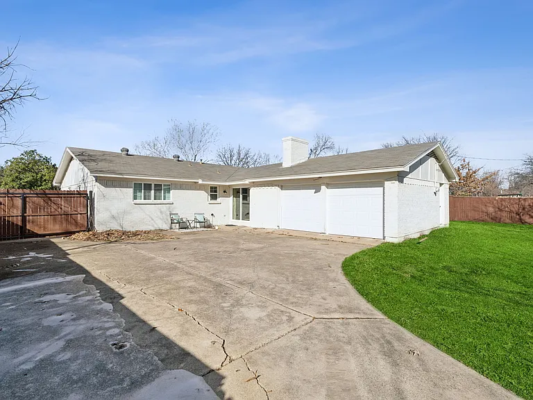 726 Snowden Dr — Photo 29