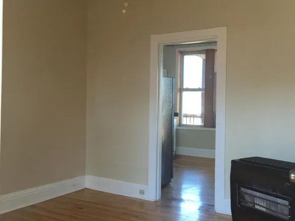 2251 S California Ave #3R, Chicago, IL 60608