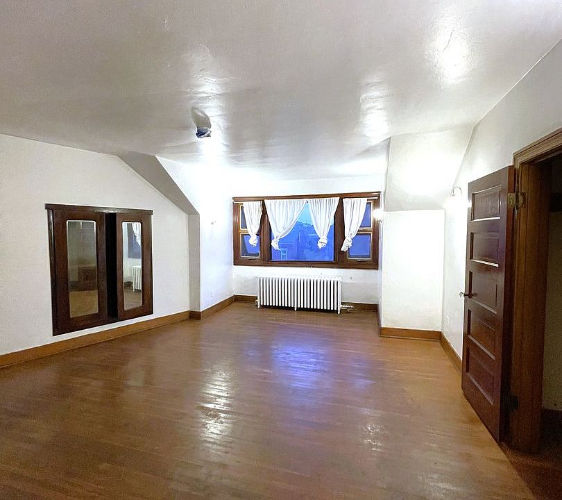 1st image of 409 S Pacific Ave #3
