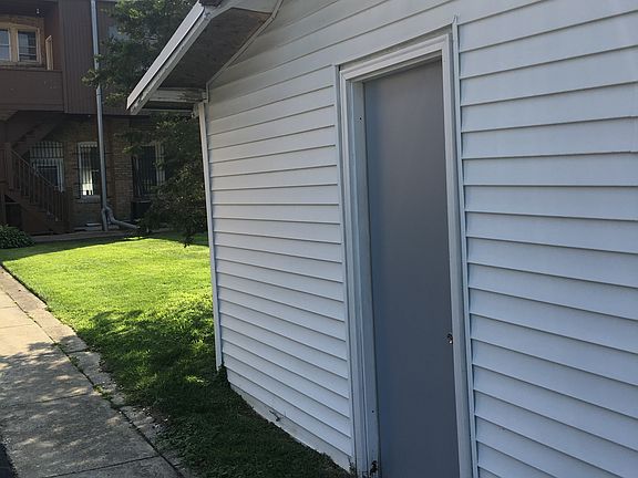 4th image of 6547-6549 N Northwest Hwy