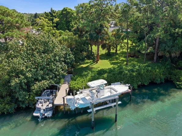4916 SE MANATEE COVE Road, Stuart, FL 34997