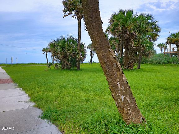 5th image of 904 S Ocean Shore Blvd