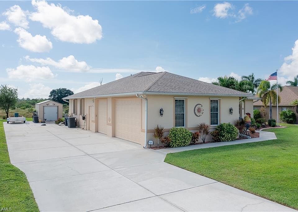 740 Milwaukee Blvd, Lehigh Acres, FL 33974 Zillow