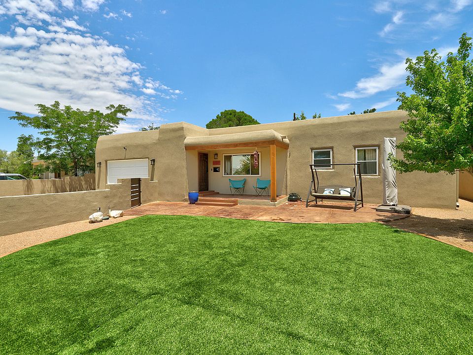 1st image of 3707 La Hacienda Dr NE