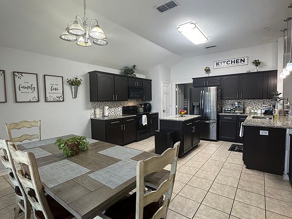 2nd image of 501 Surry Ct