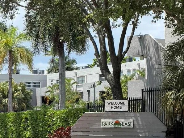 30 NW 87th Ave APT C201, Miami, FL 33172