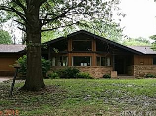 101 Sundew Dr, Belleville, IL 62221