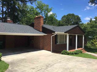 620 W Greene St, Cheraw, SC 29520