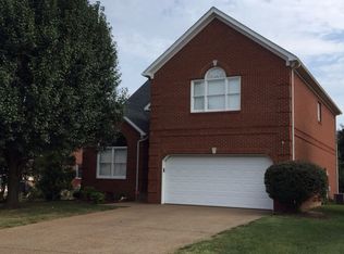 1097 Saint Andrews Cir, Bowling Green, KY