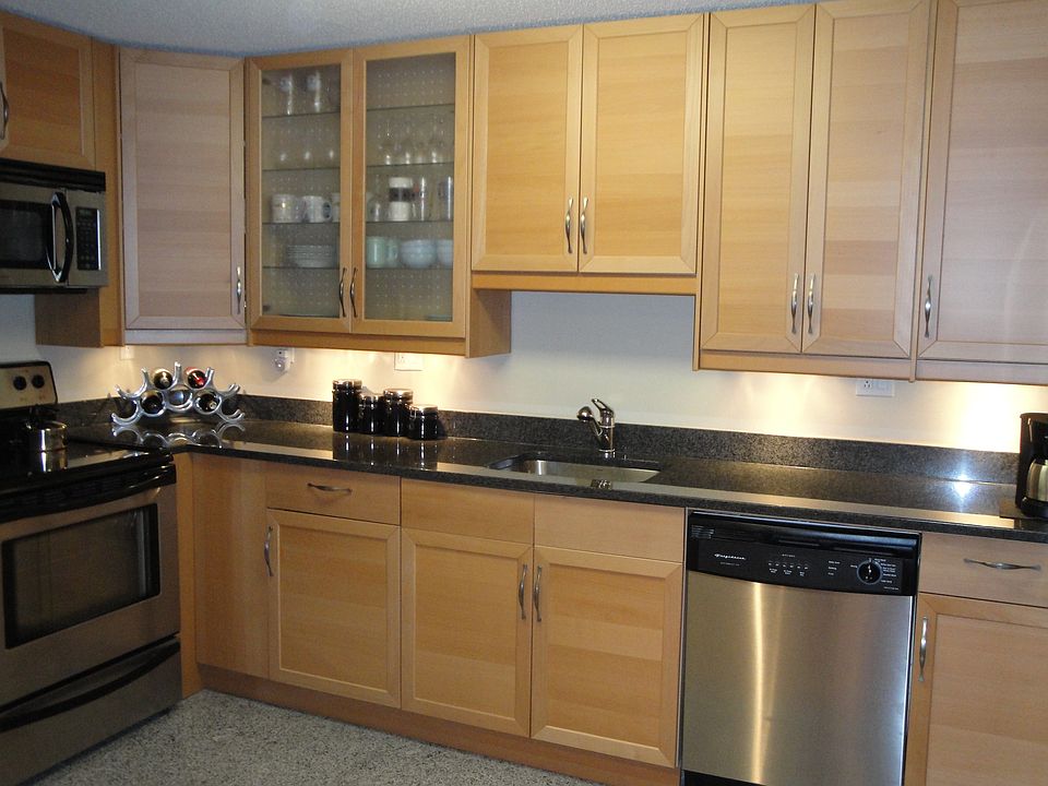 Granite & Stainless Kitchen