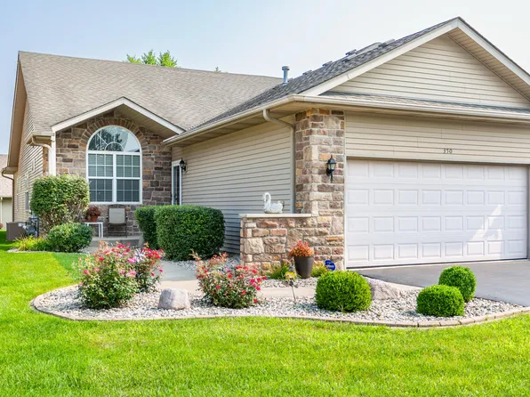 350 Cochran Dr, Crown Point, IN 46307