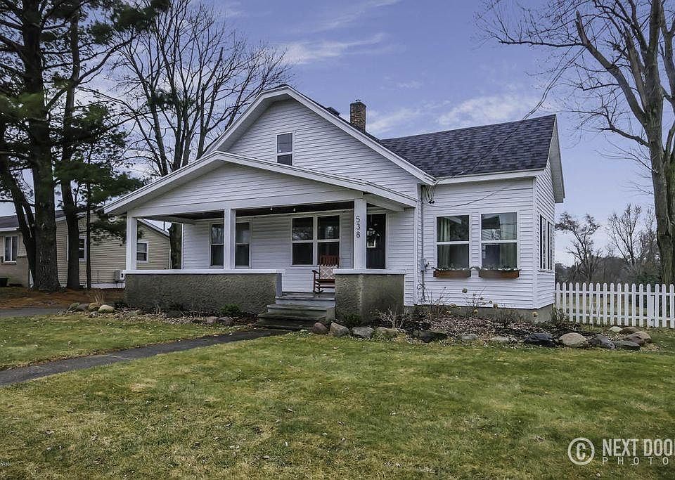 1st image of 538 52nd St SE